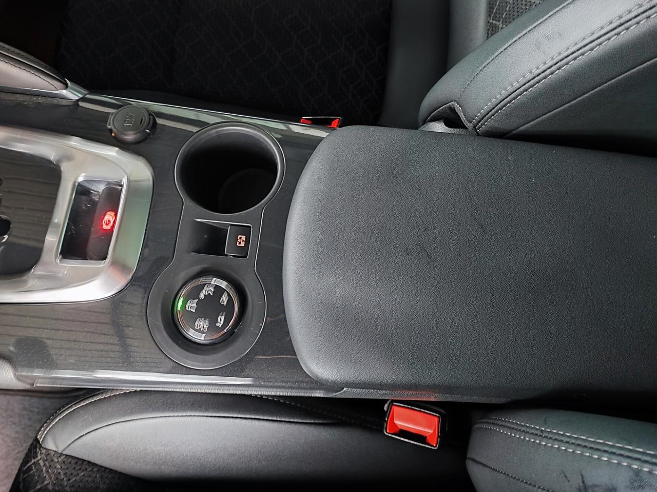 Peugeot 3008 BlueHDi 120 EAT6 S&S Allure