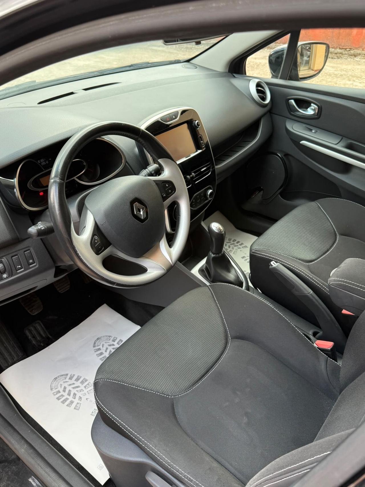 Renault Clio dCi Navi Camera Cruise Pdc