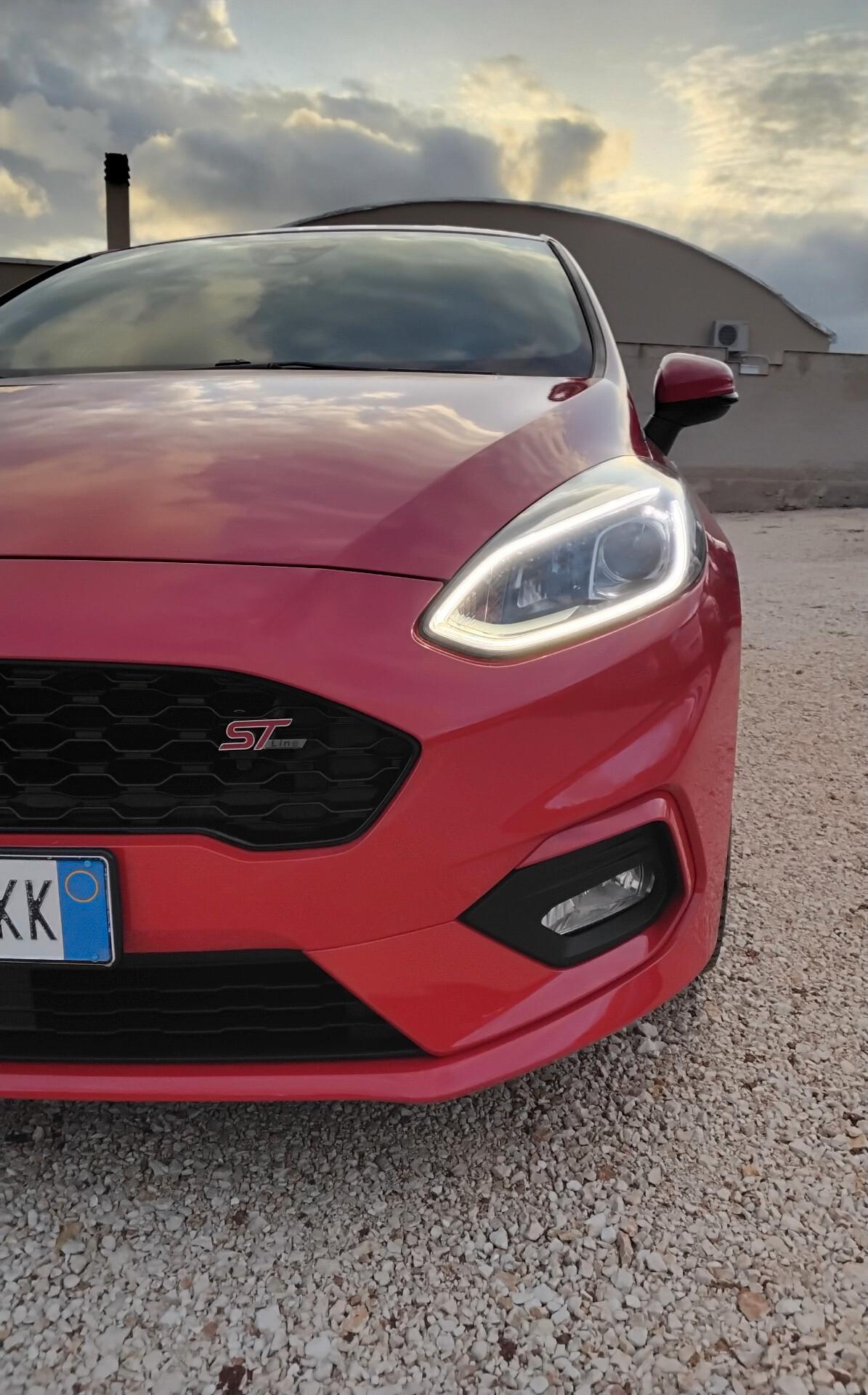 Ford Fiesta 1.5 TDCi 5 porte ST-Line