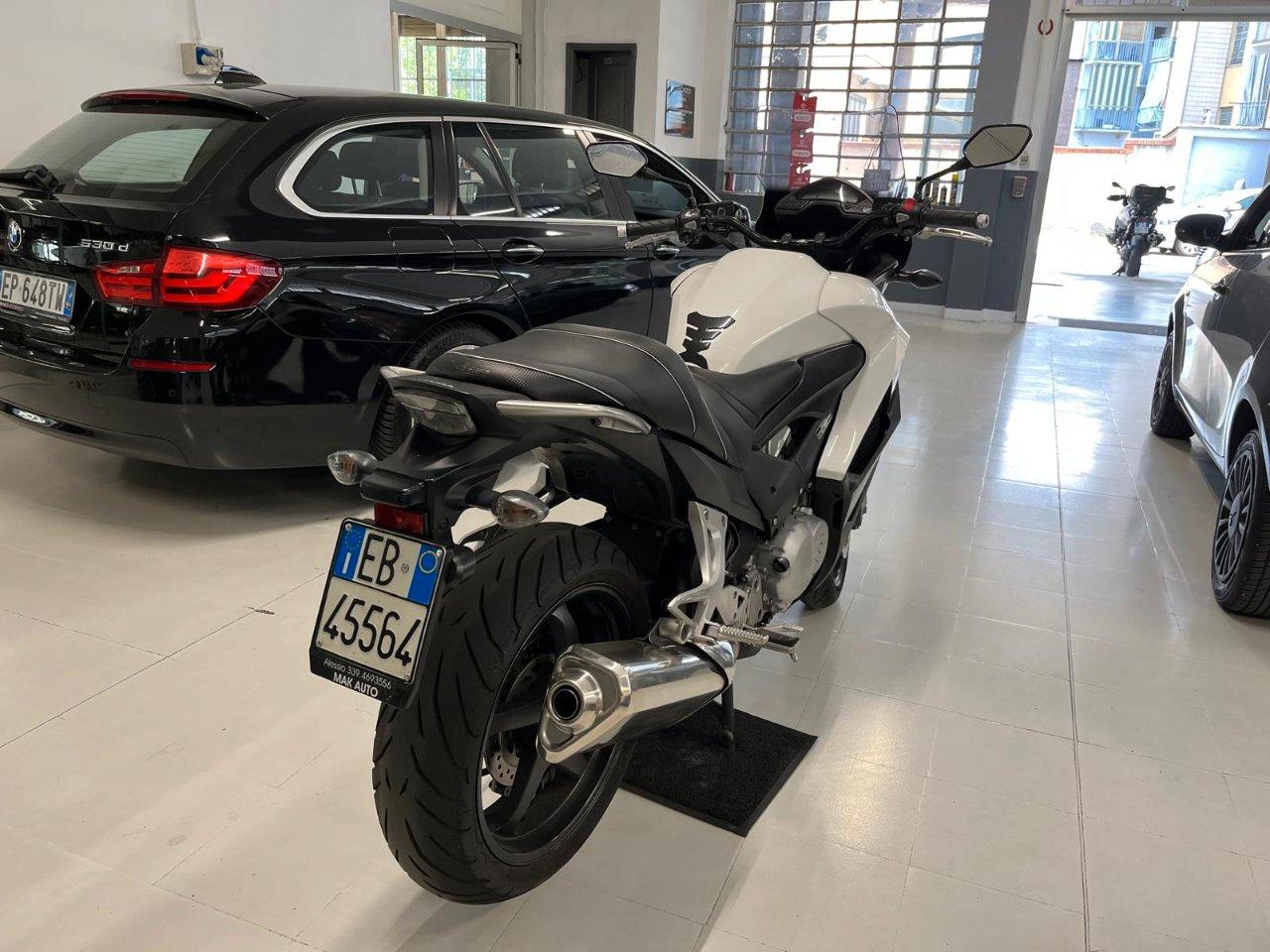 HONDA Crossrunner 800 Abs my11