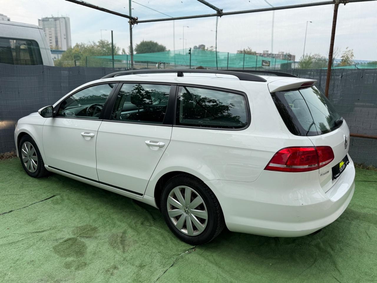 Volkswagen PASSAT 1.6 TDI 2013 SW BLUEMOTION