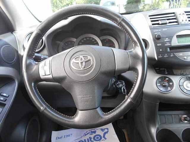 Toyota RAV4 2.2 D-4D 136 CV Sol