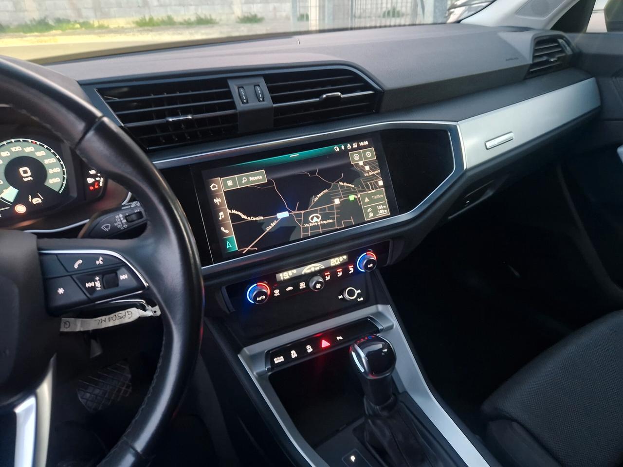 Audi Q3 SPORTBACK TDI quattro S tronic line edition