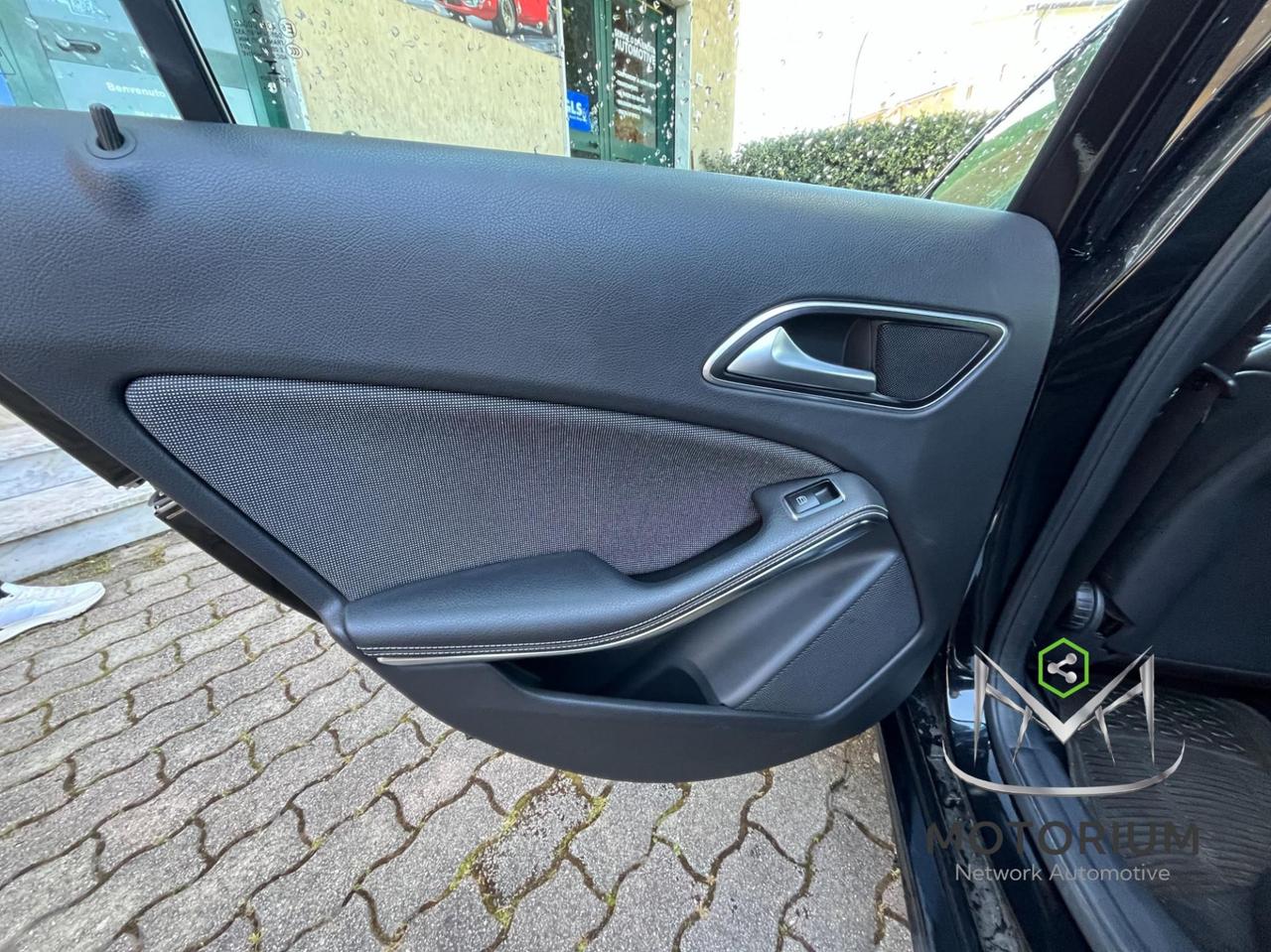 Mercedes A 180 CDI Dark Night edition