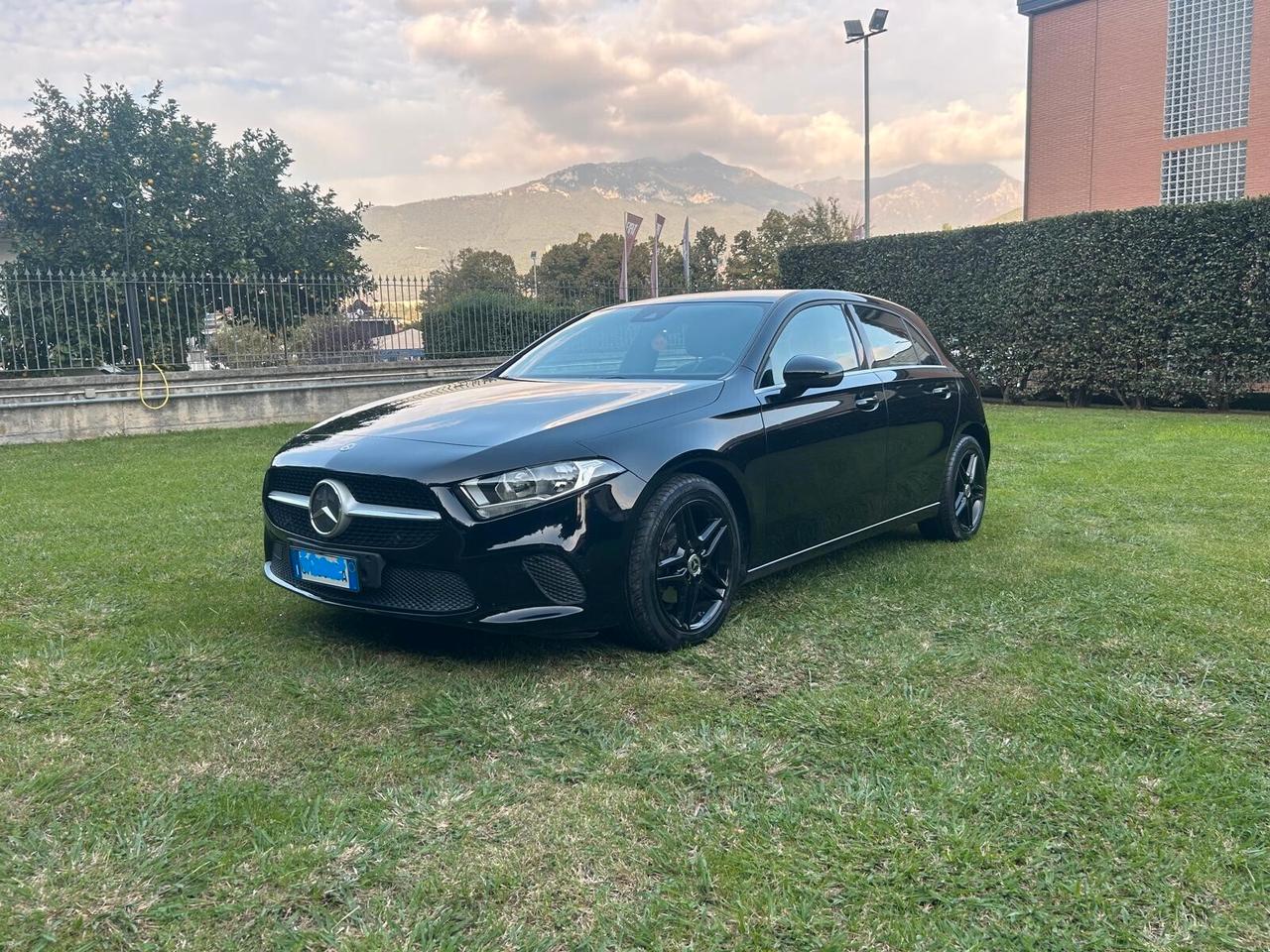 Mercedes-benz A 180 d Automatic Business 1.5CC 116CV ANNO 03/2019