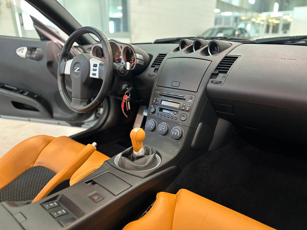 Nissan Z 350Z Roadster 3.5 V6 Lev 1