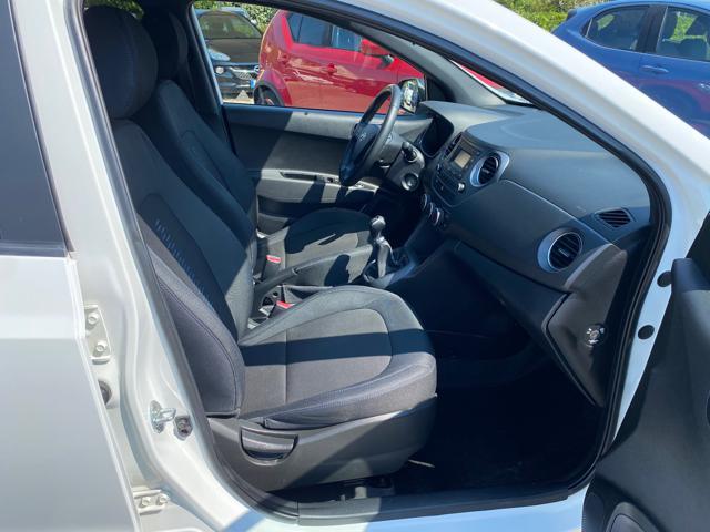 HYUNDAI i10 1.0 MPI Go!
