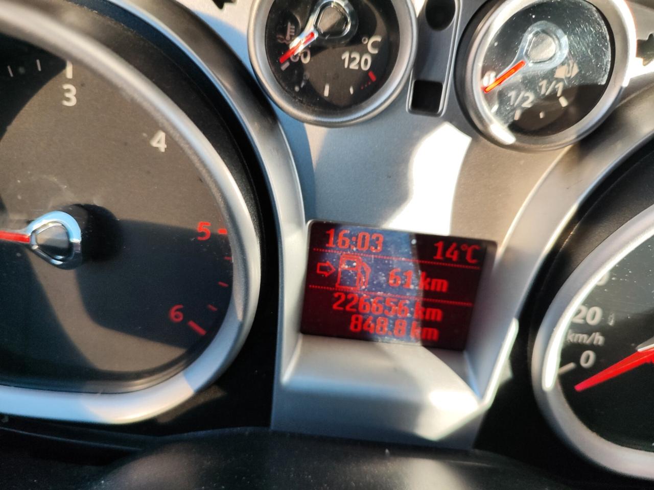 Ford C-Max 1.6 TDCi 110 CV DPF