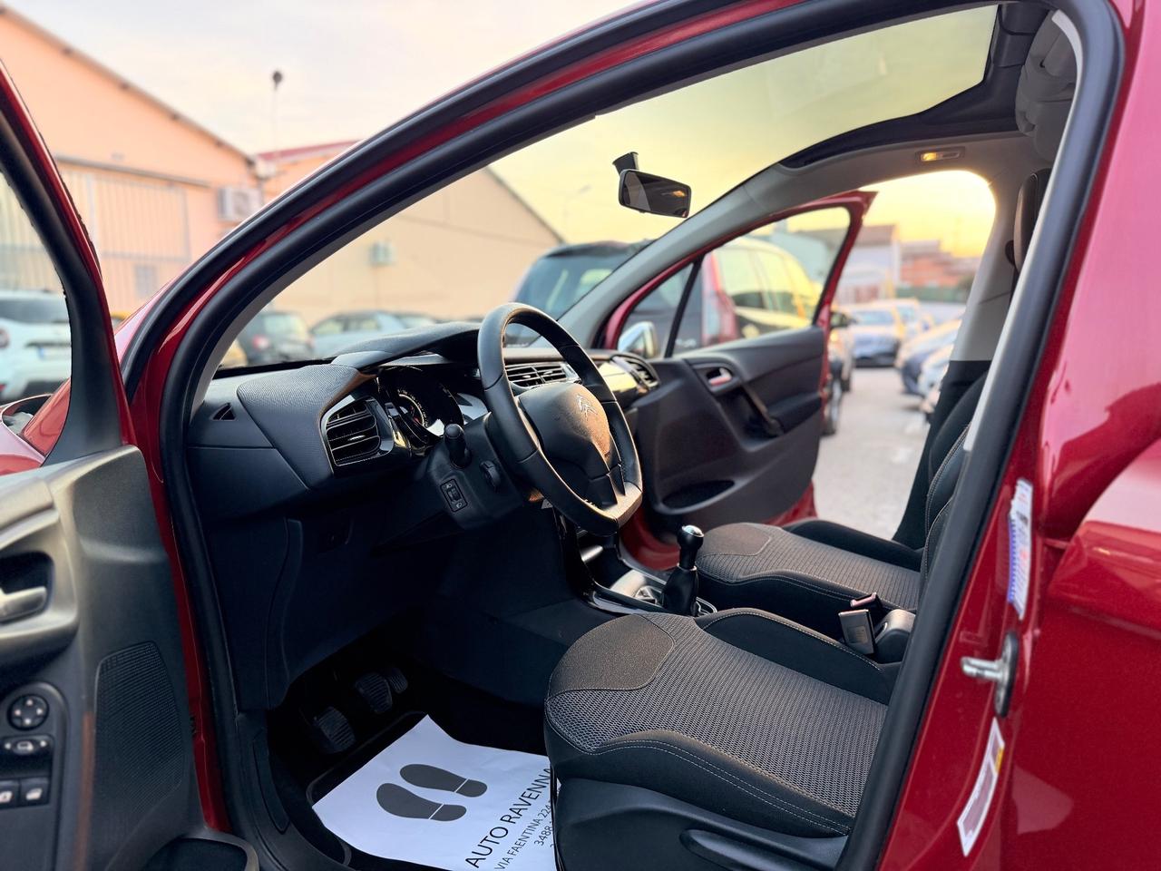 Citroen C3 1.2 PureTech 82 Exclusive Tetto