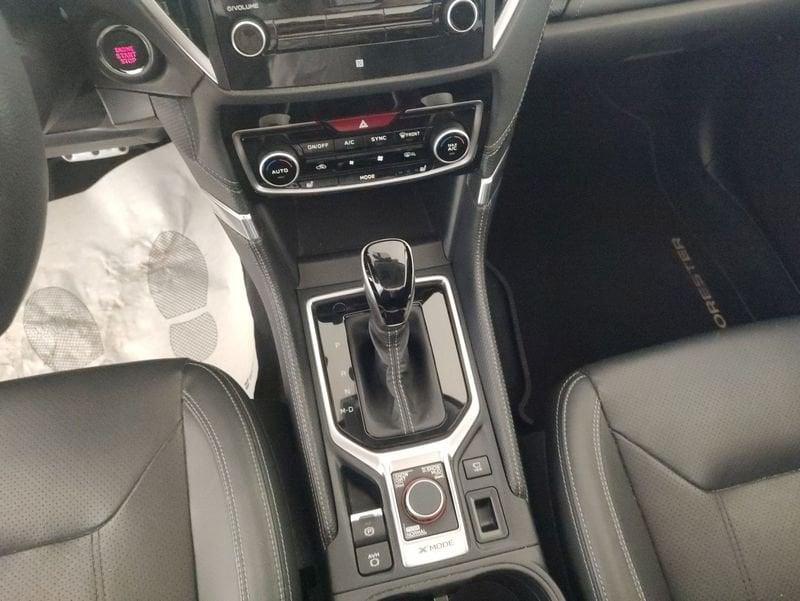 Subaru Forester 2.0i e-boxer Premium lineartronic