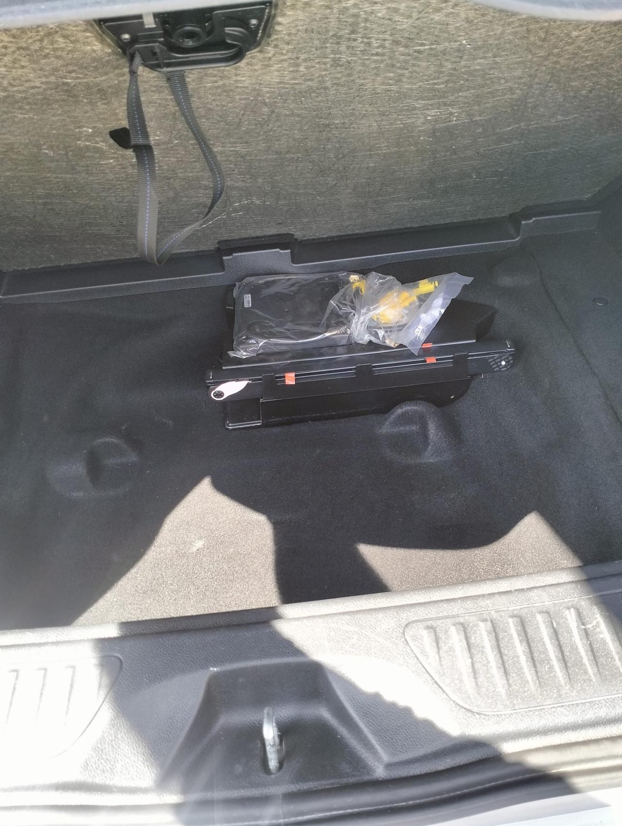 Mercedes-benz B 180 Benz Premium