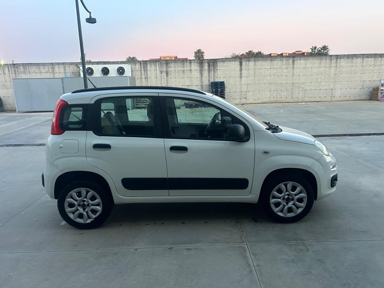 Fiat Panda 0.9 TwinAir Turbo Natural Power Lounge