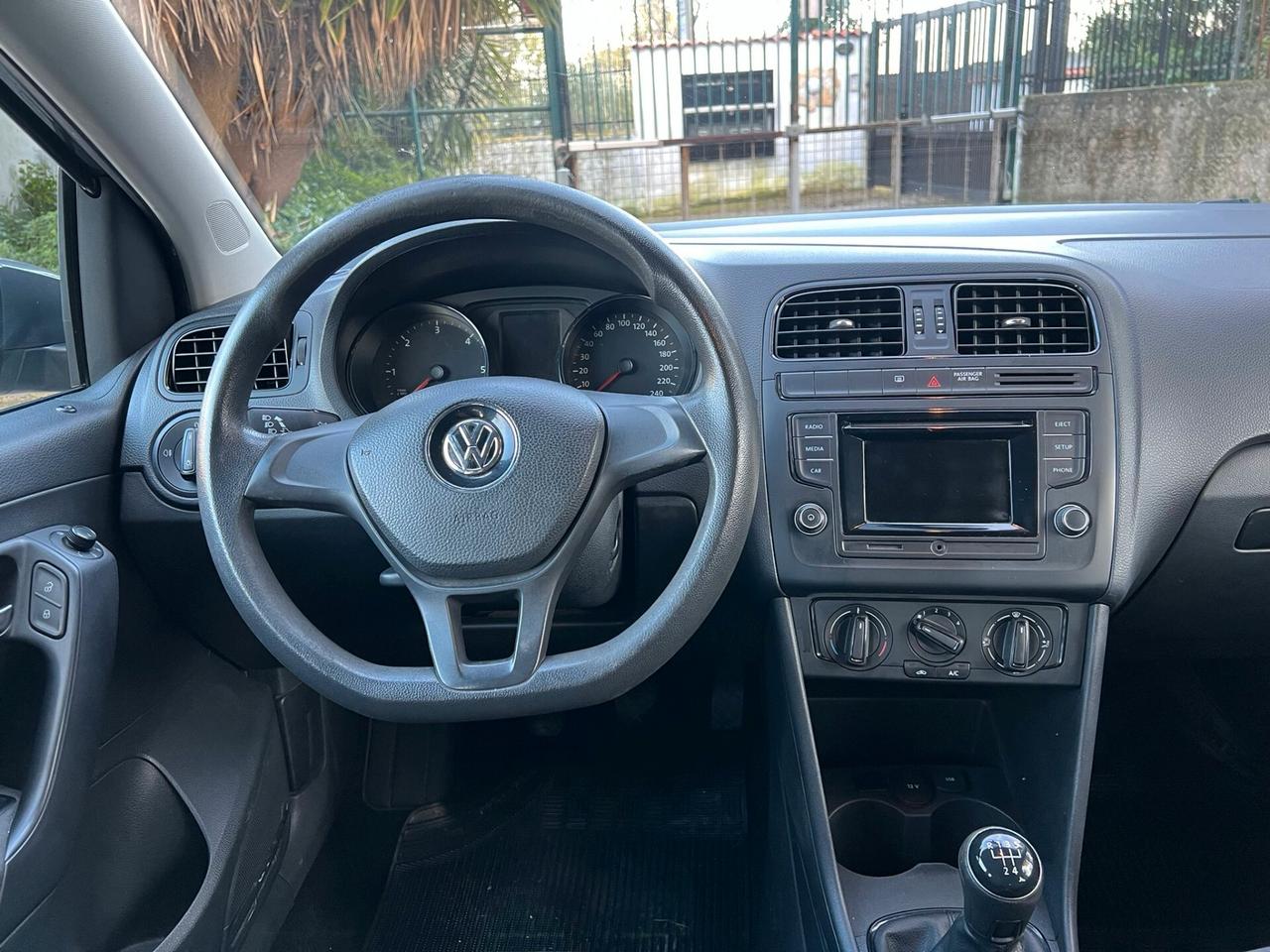 VOLKSWAGEN POLO 1.4 TDI Business 5p - 2017