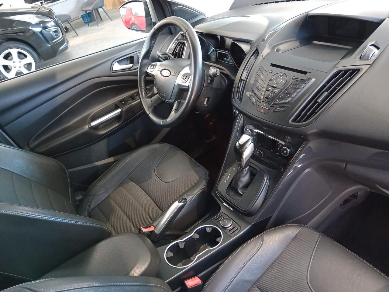 Ford Kuga X 1.997cc TDCi 163Cv (120KW) 4X4
