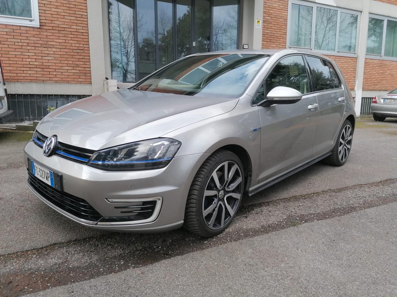 Volkswagen Golf GTE 1.4 TSI DSG 5p. Plug-In-Hybrid - 204cv