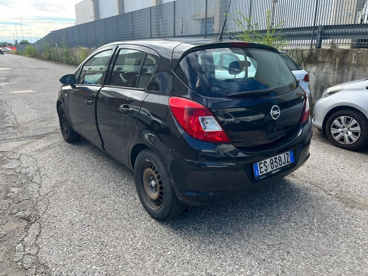 Opel Corsa 1.2 85CV 5 porte GPL-TECH Edition