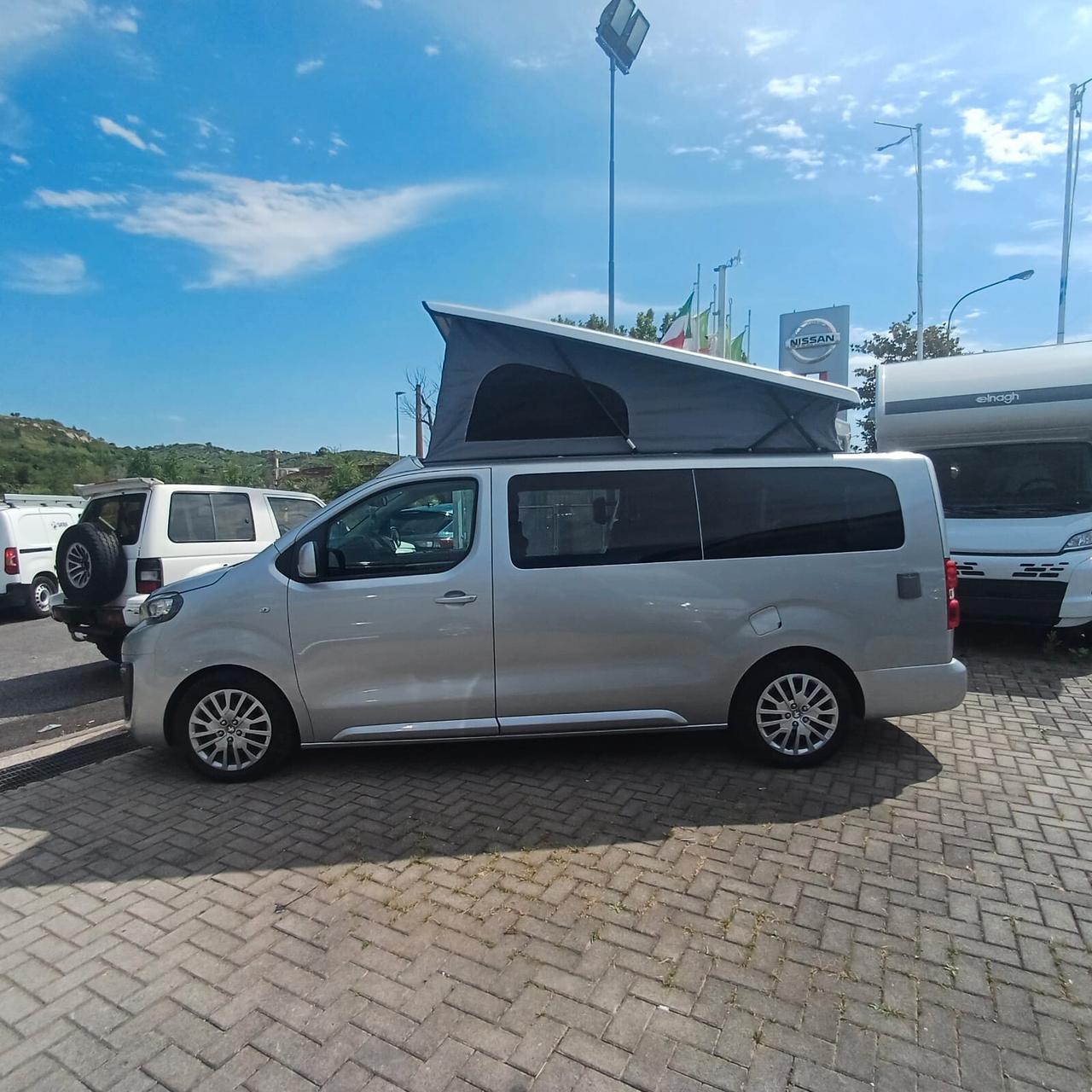 TRAVELLER VAN