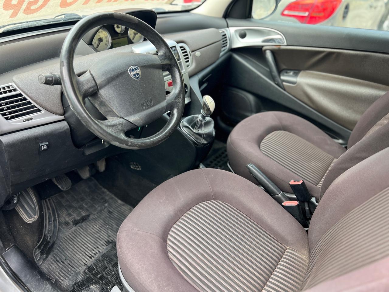 Lancia ypsilon 1.4 benzina/Gpl – 77CV 57 ke Anno 2010