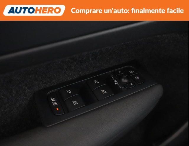 VOLVO XC40 B3 automatico Essential