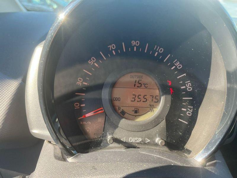 Peugeot 108 Active VTi 72cv S&S Neopatentati