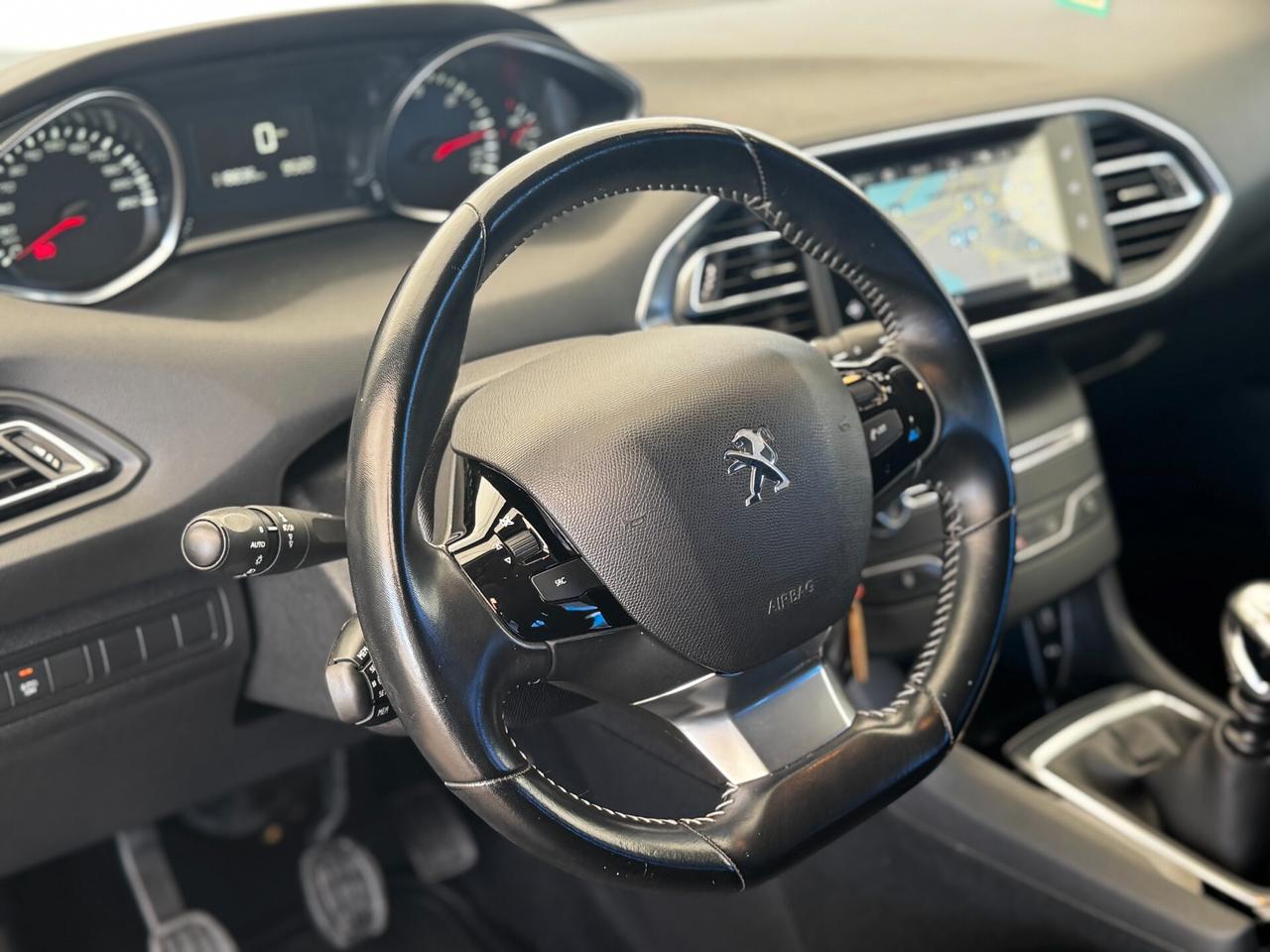 Peugeot 308 1.6 e-HDi 120 Allure - 12/2016