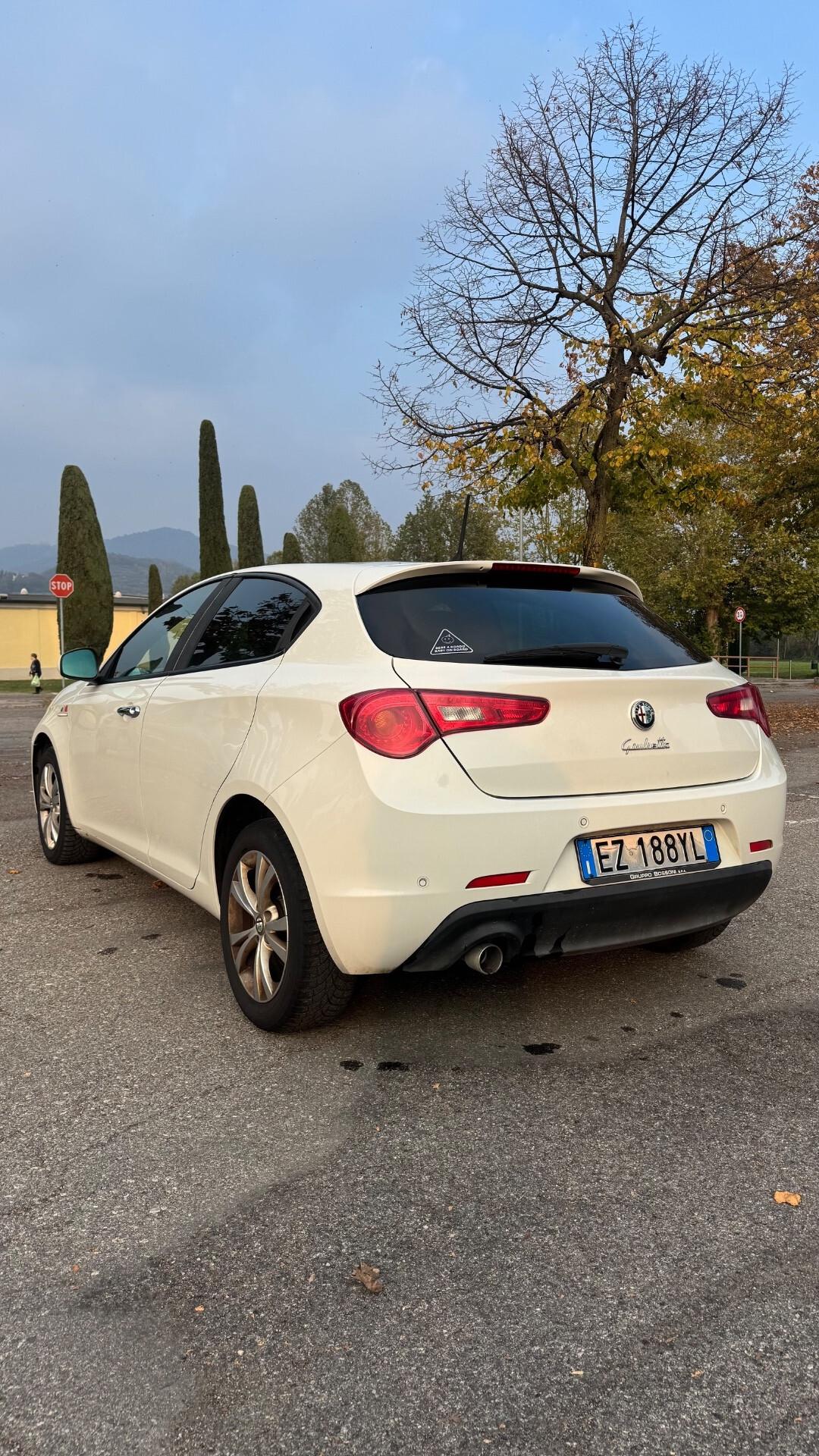 Alfa Romeo Giulietta 1.6 Distinctive