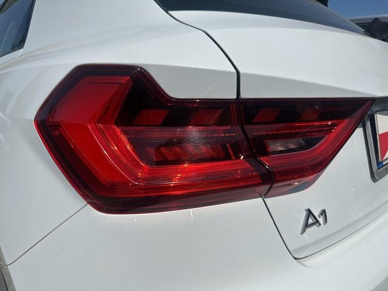 Audi A1 II 2019 Sportback Sportback 25 1.0 tfsi Admired my20