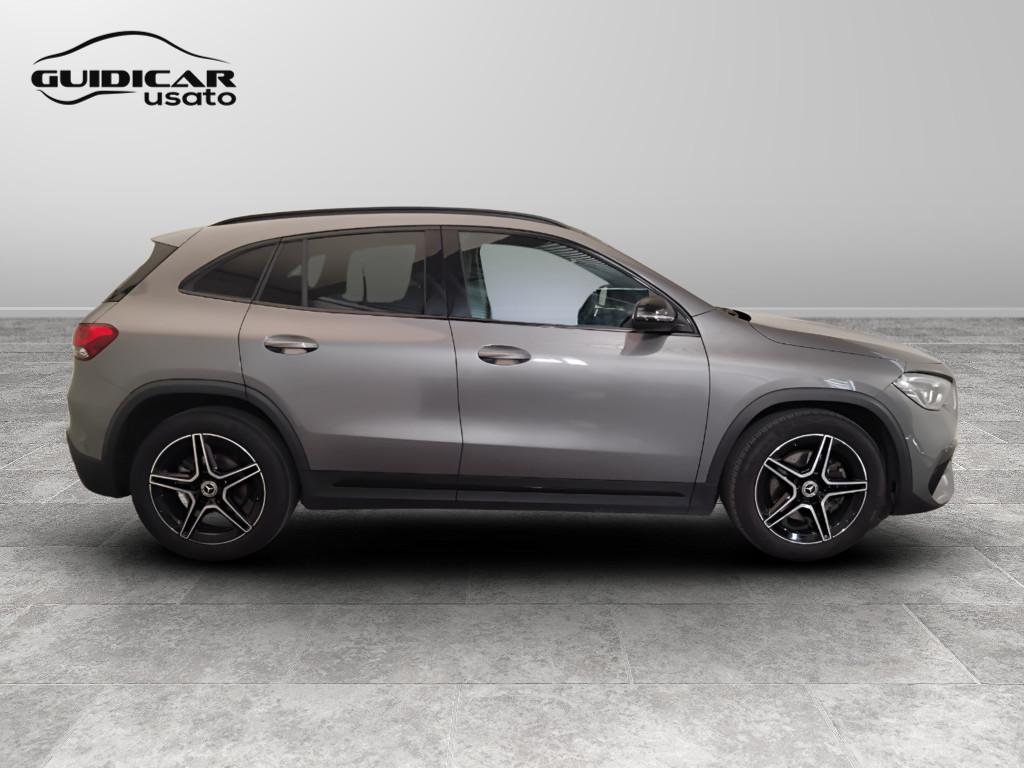 Mercedes-Benz GLA-H247 2020 - GLA 180 d Premium auto