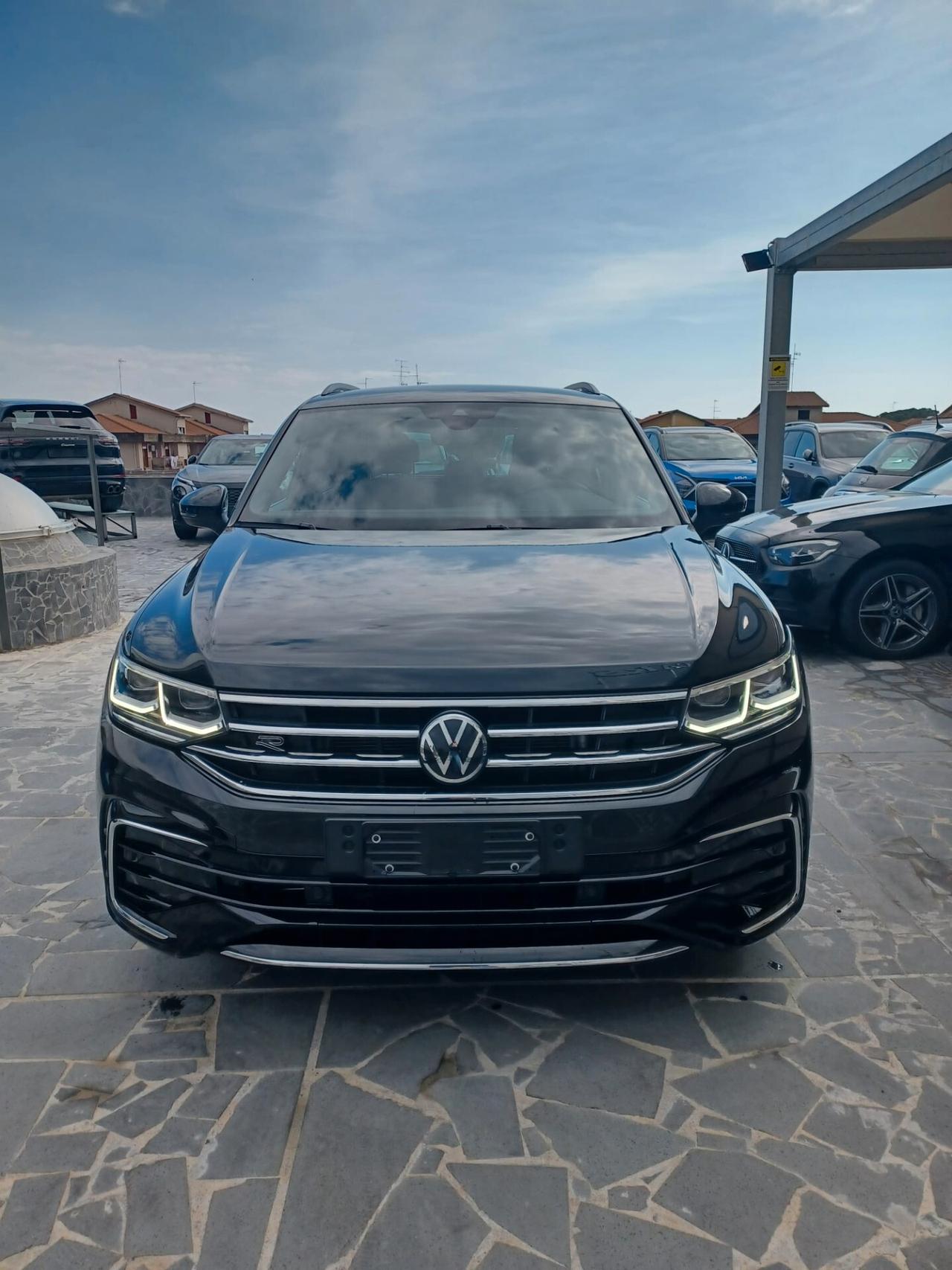 Volkswagen Tiguan 2.0 TDI 150 CV SCR DSG R-Line