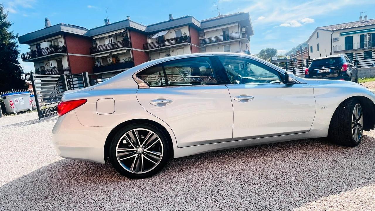 Infiniti Q50 2.2 diesel AT Sport
