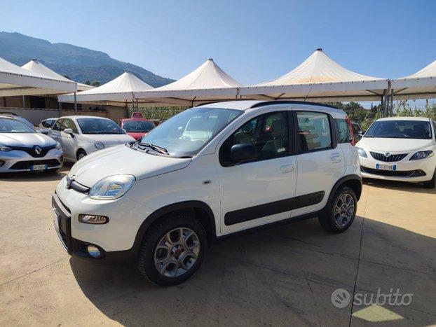 Fiat Panda 1.3 mjet 75 cv 4x4 - Neopatentati