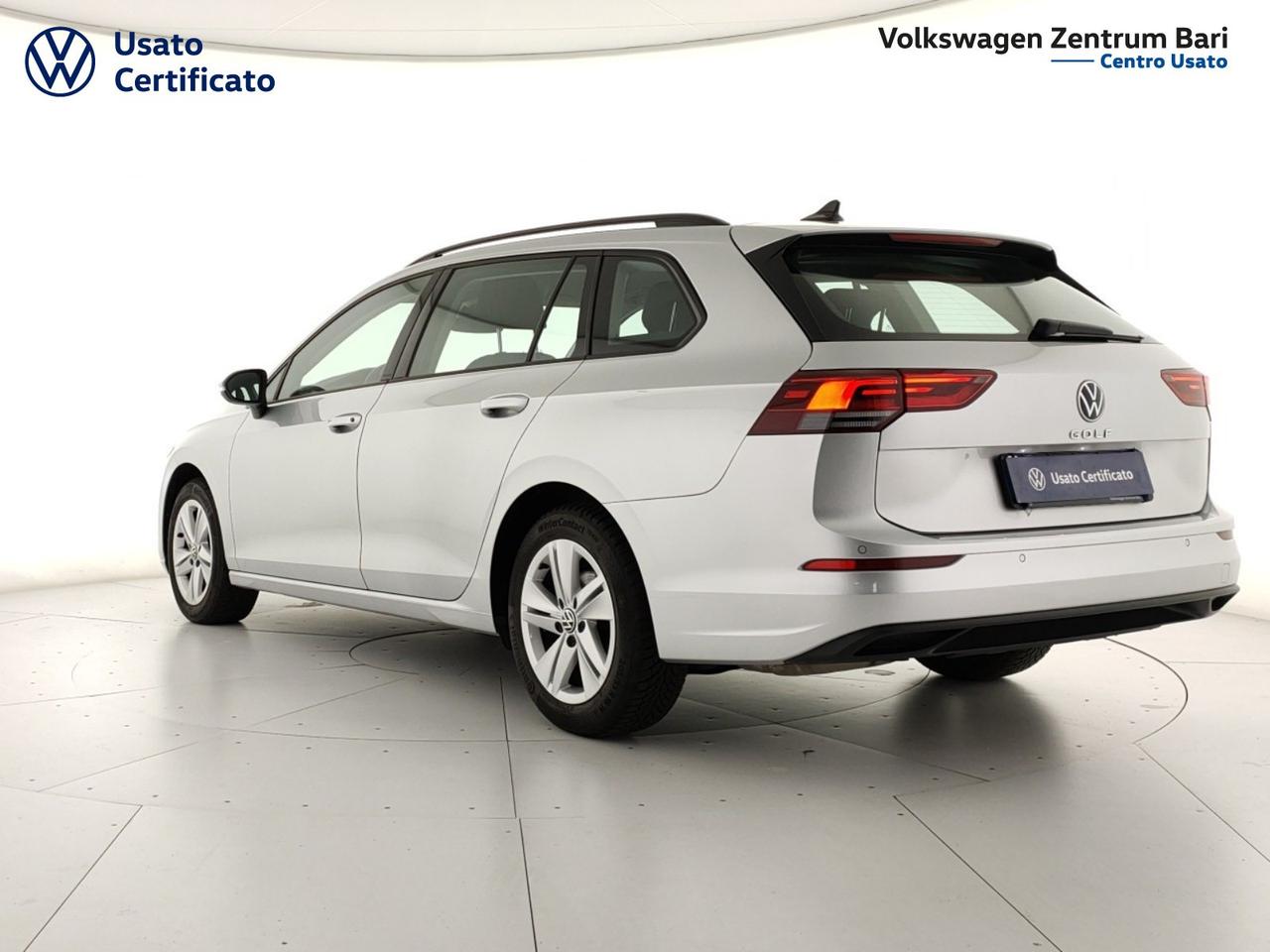 Volkswagen Golf variant 2.0 tdi life 150cv dsg