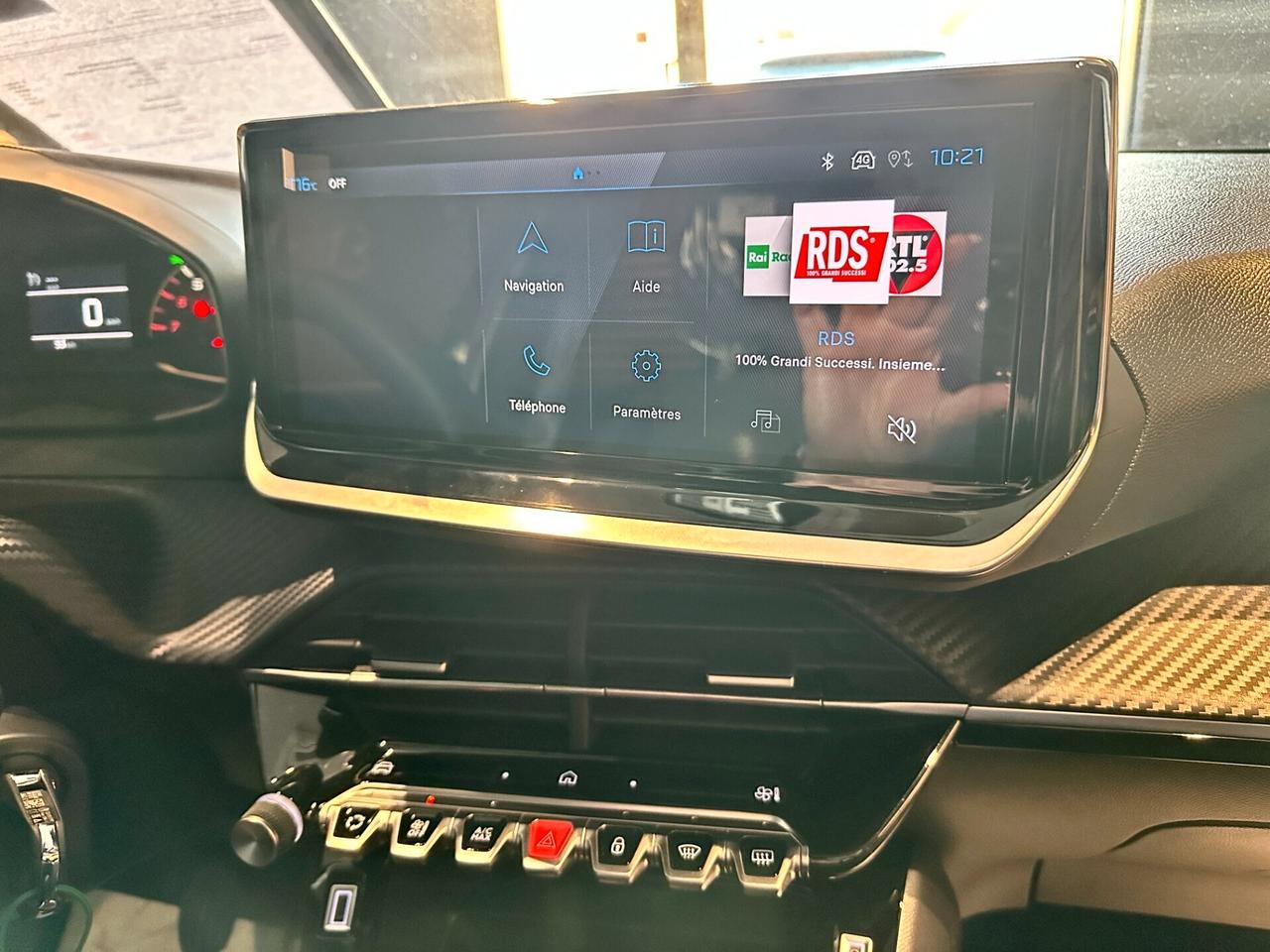 Peugeot 208 Hybrid 110 e-DCS6 Business