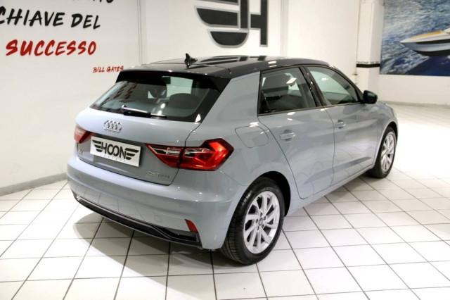 Audi A1 25 1.0 tfsi Identity Black s-tronic