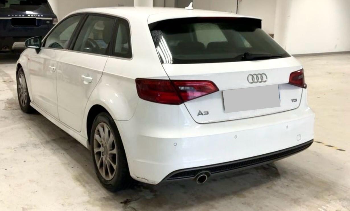 AUDI A3 Sportback 1.6 TDI Admired S-LINE - Led Navi