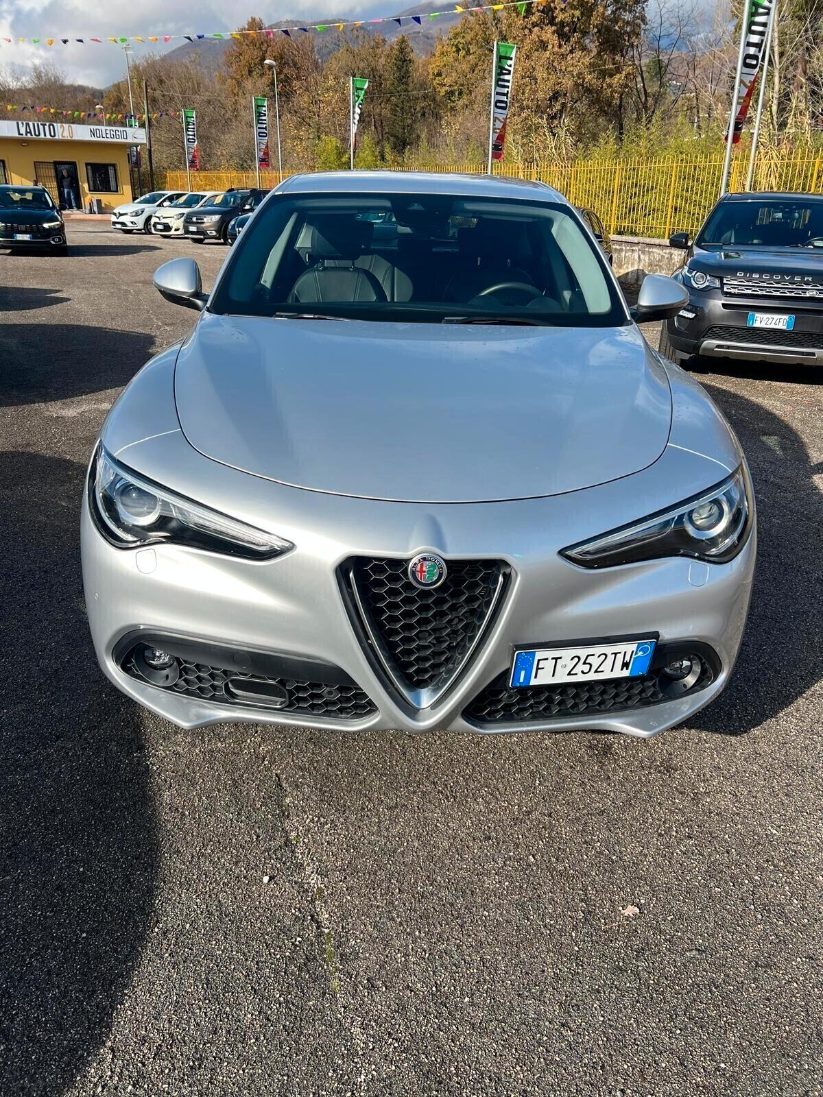 Alfa Romeo Stelvio 2.2 Turbodiesel 210 CV AT8 Q4 Executive