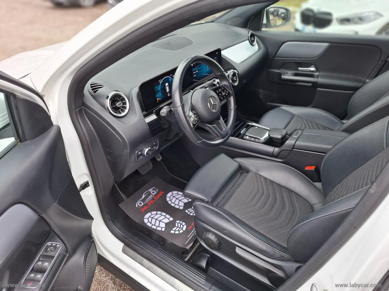 MERCEDES-BENZ GLA 200 d Automatic 4Matic Sport