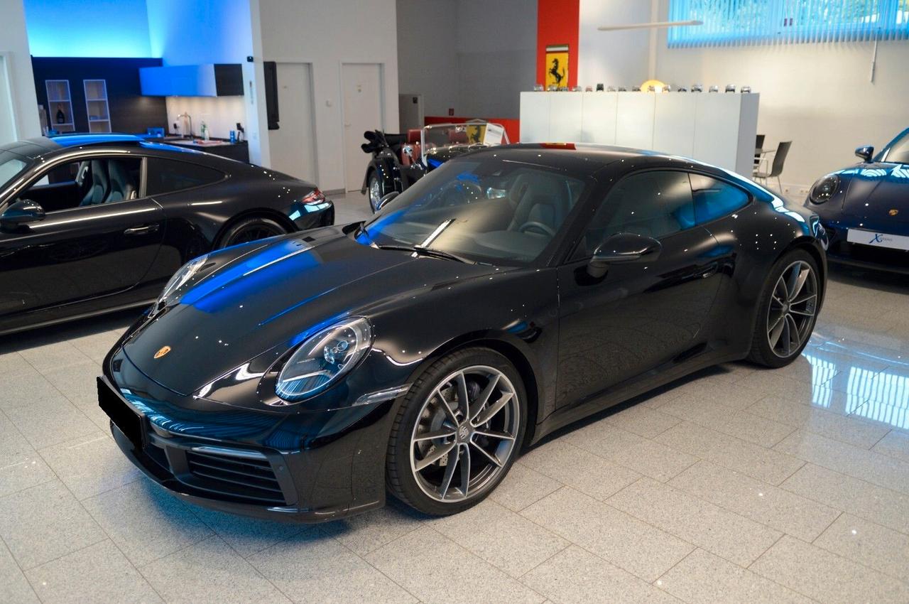 Porsche 911 Carrera