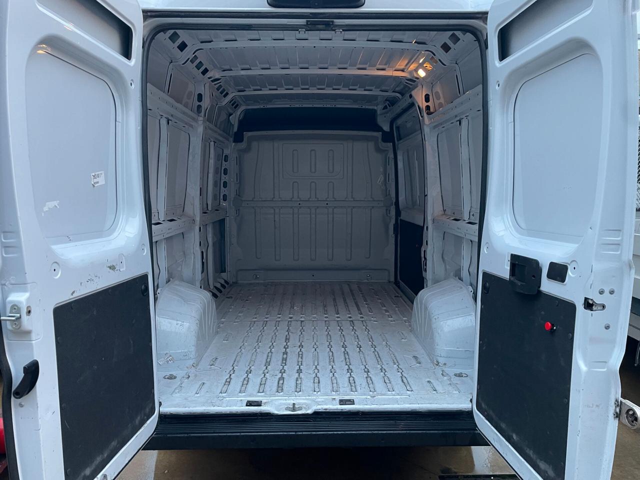 Fiat Ducato 33 2.2 Mjt 140CV L2H2 Furgone