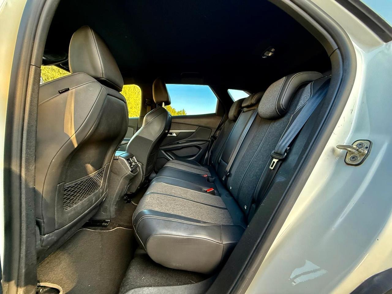 PEUGEOT 3008 BLUEHDi 120 S&S GT LINE