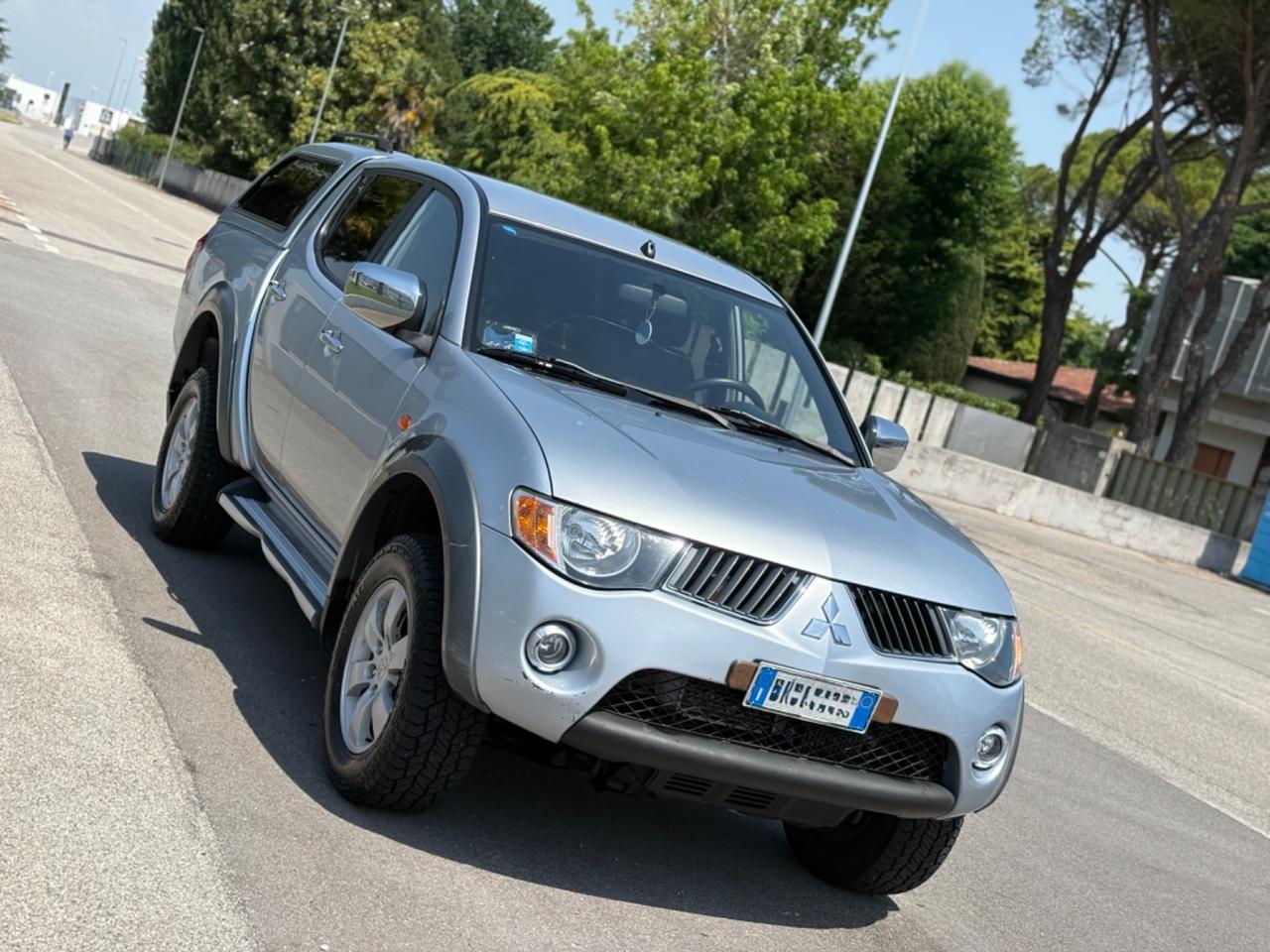 Mitsubishi L200 2.5 DI-D/136CV Club Cab Intense