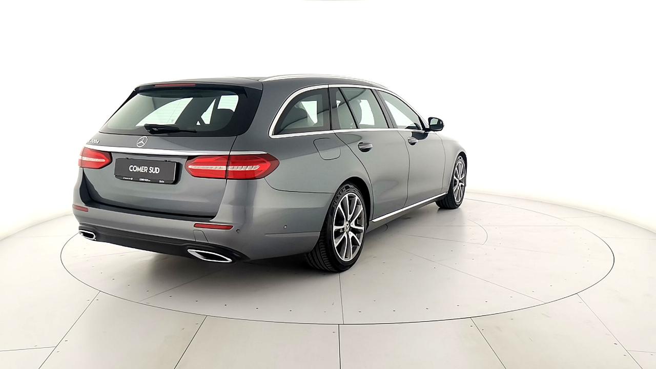 Mercedes-Benz Classe E - S213 SW - E SW 220 d Business Sport auto