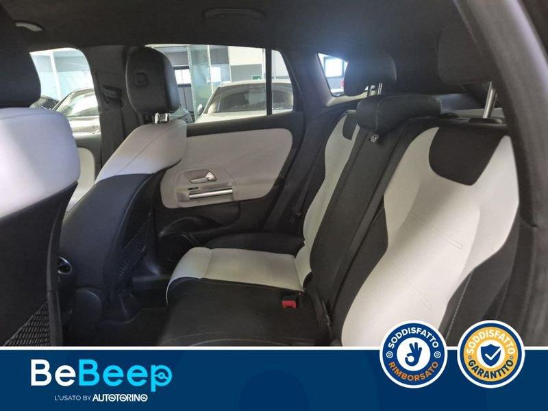 Mercedes-Benz GLA 200 D PREMIUM 4MATIC AUTO
