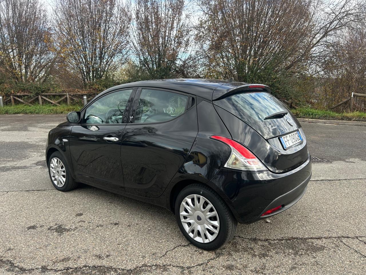 Lancia Ypsilon 1.2 69 CV 5 porte GPL Ecochic Unyca