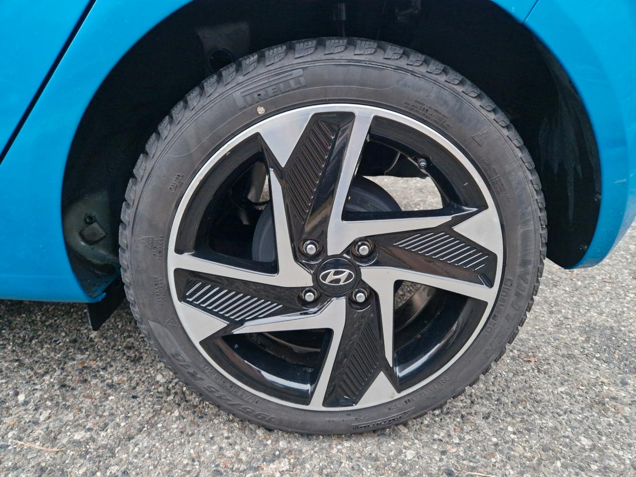 Hyundai i10 1.0 67CV "SOLO 27.700 km" Carplay, Telecam., ADAS