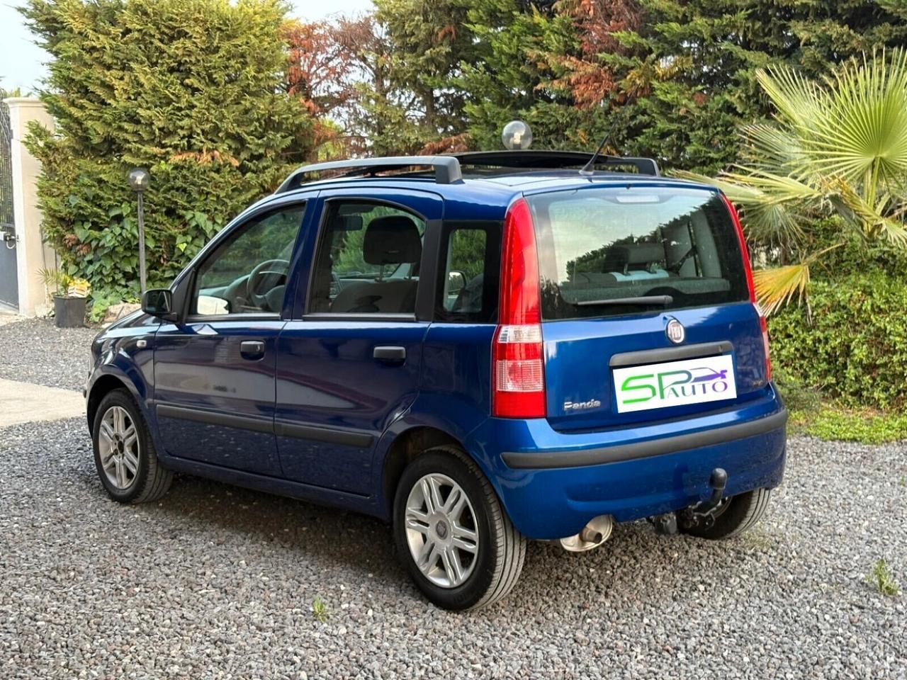 Fiat Panda 1.2 TETTO PANORMAICO GANCIO DI TRAINO