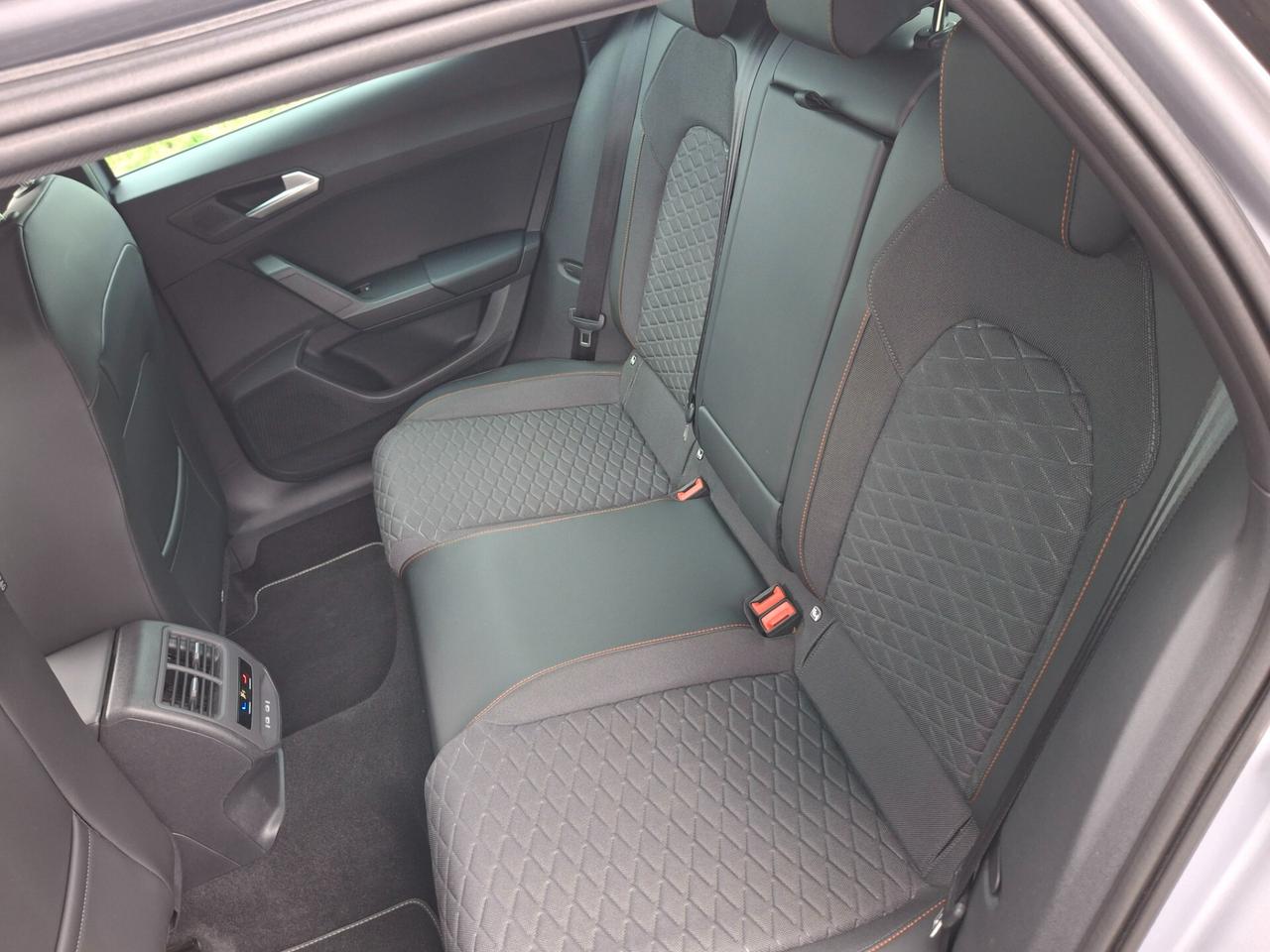Seat Leon 1.5 TSI 150 CV FR - SOLO 13000 km