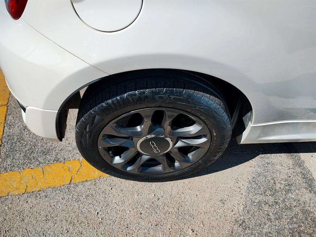 Fiat 500 1.0 Hybrid Connect