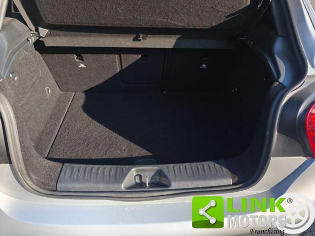 MERCEDES-BENZ A 180 Premium