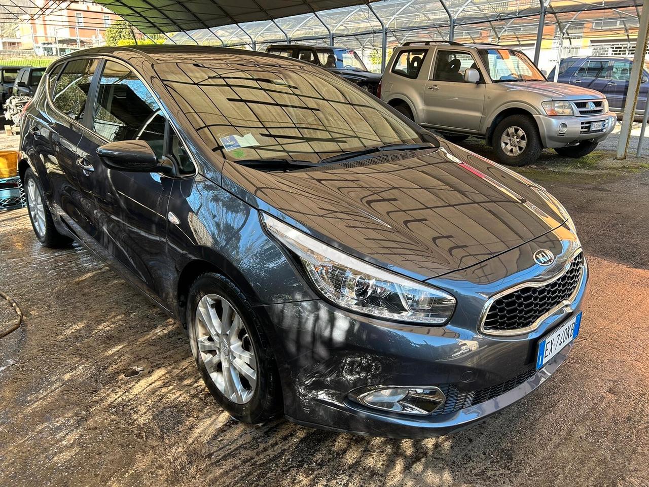 Kia Ceed cee'd 1.6 GDI DCT 5 porte Cool